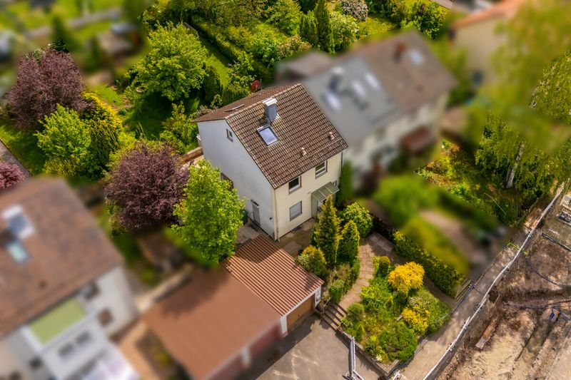 Hier fühlt sich Familie zu Hause – Reihenendhaus mit Charme und Garten